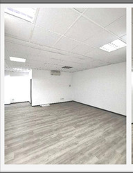 Kim-hoe Centre (D8), Office #564185951